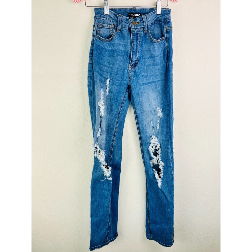 Fashion Nova Women Junior Size 3 Blue Skinny Distressed Medium Wash Stretch Jean